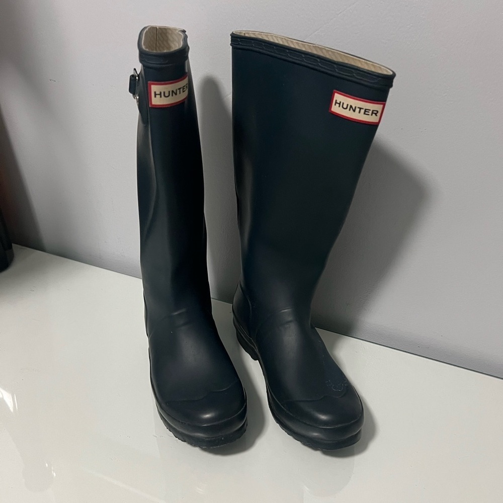 Hunter Kids Black Rain Boots - Picture 3 of 5
